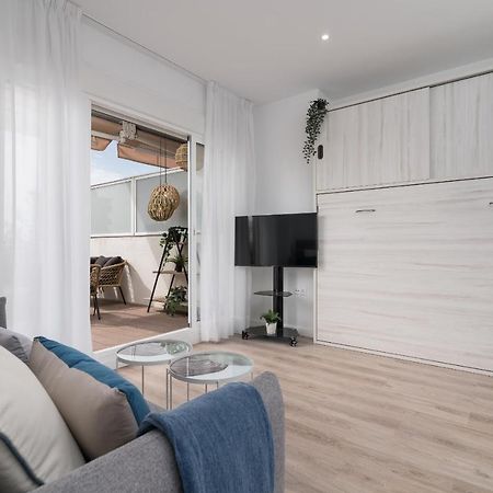 Suite Homes Hesperides Garden Beach Malaga Exterior photo