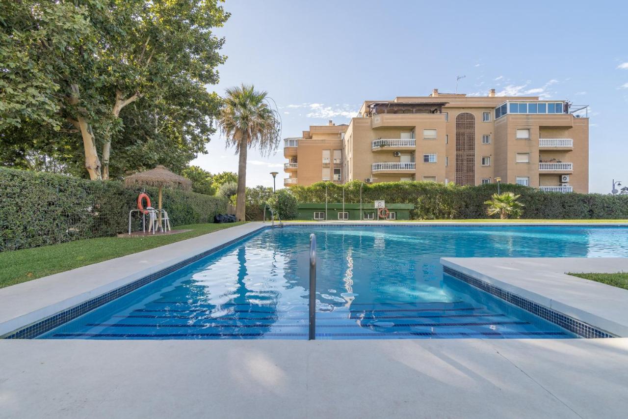 Suite Homes Hesperides Garden Beach Malaga Exterior photo
