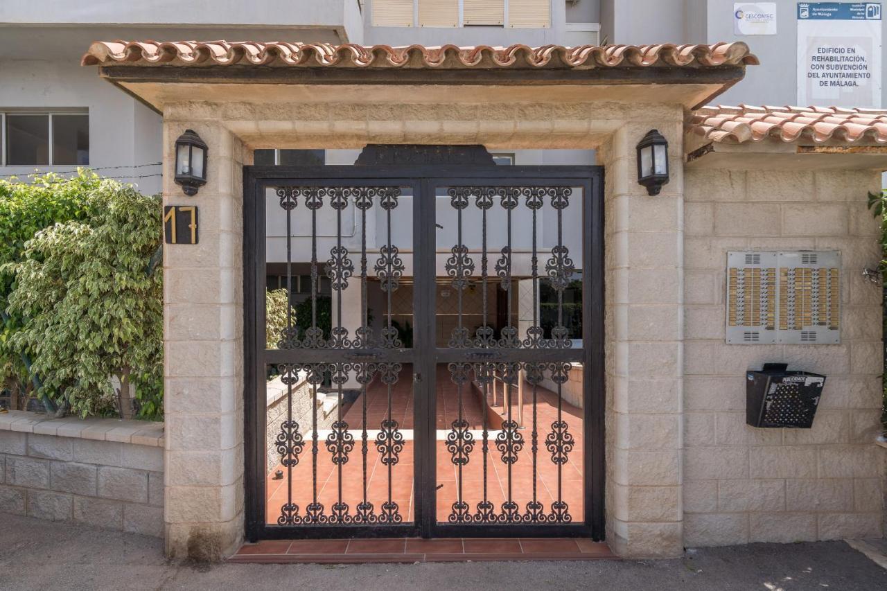 Suite Homes Hesperides Garden Beach Malaga Exterior photo
